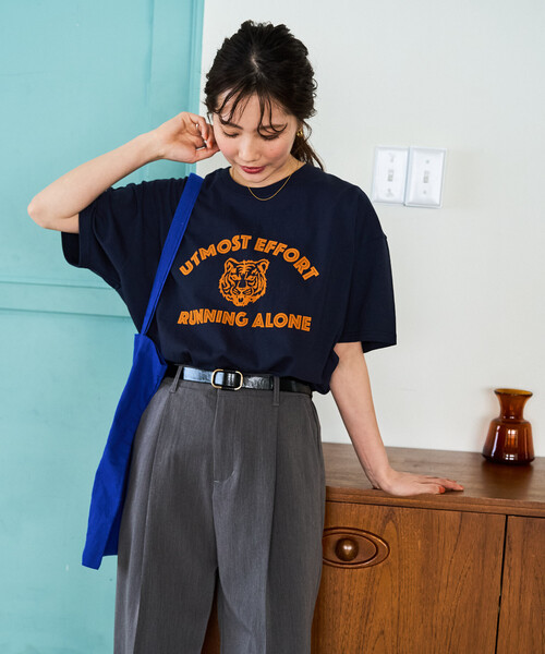 FREAK'S STORE（フリークスストア）の「限定展開　アニマル カレッジ 半袖 Tシャツ（Tシャツ/カットソー・レディース・スミクロ/オレンジ/ネイビー/ライトグレー/ブラック/ライトベージュ/オフホワイト/ナチュラル・ﾌﾘ-）」の12枚目の写真