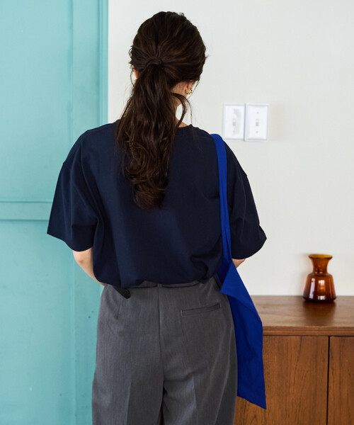 FREAK'S STORE（フリークスストア）の「限定展開　アニマル カレッジ 半袖 Tシャツ（Tシャツ/カットソー・レディース・スミクロ/オレンジ/ネイビー/ライトグレー/ブラック/ライトベージュ/オフホワイト/ナチュラル・ﾌﾘ-）」の13枚目の写真