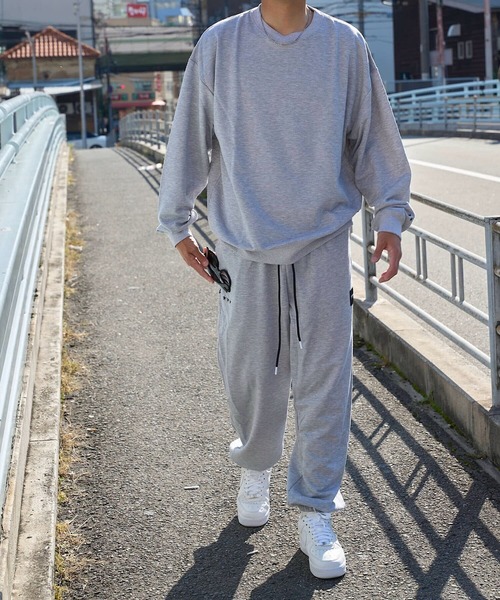 ATHLETA（アスレタ）の「［ athleta ］ビッグシルエットスウェットトップス（スウェット・レディース・ブラック/杢グレー・L/M）」の13枚目の写真