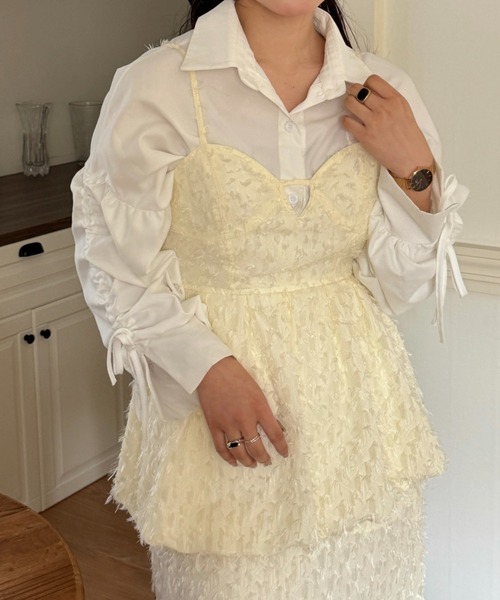 efill(エフィル)の「バック リボン フラワー ジャガード ビスチェ(Tシャツ/カットソー・レディース・ホワイト/アイボリー/ブラック・S/M)」の1枚目の写真