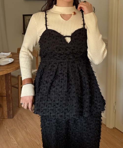 efill(エフィル)の「バック リボン フラワー ジャガード ビスチェ(Tシャツ/カットソー・レディース・ホワイト/アイボリー/ブラック・S/M)」の7枚目の写真