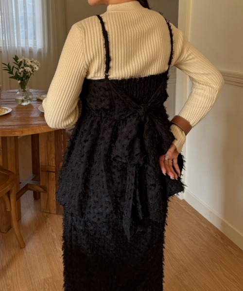 efill(エフィル)の「バック リボン フラワー ジャガード ビスチェ(Tシャツ/カットソー・レディース・ホワイト/アイボリー/ブラック・S/M)」の8枚目の写真