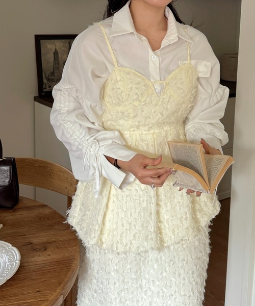 efill(エフィル)の「バック リボン フラワー ジャガード ビスチェ(Tシャツ/カットソー・レディース・ホワイト/アイボリー/ブラック・S/M)」の14枚目の写真