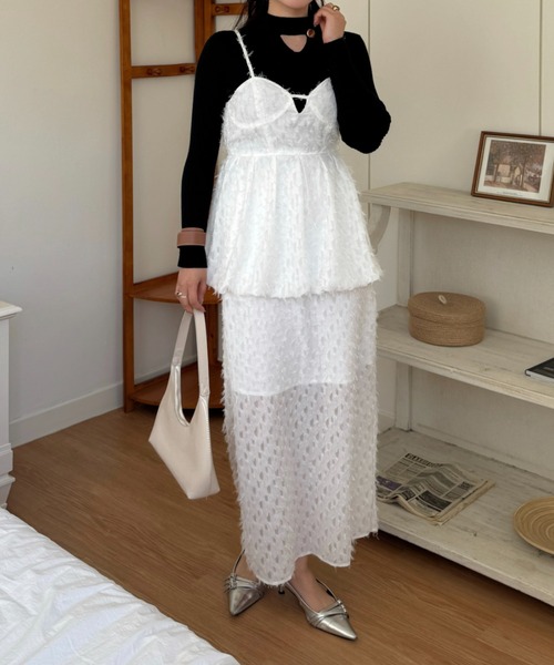 efill(エフィル)の「バック リボン フラワー ジャガード ビスチェ(Tシャツ/カットソー・レディース・ホワイト/アイボリー/ブラック・S/M)」の18枚目の写真