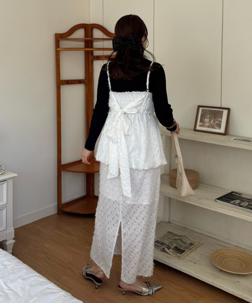 efill(エフィル)の「バック リボン フラワー ジャガード ビスチェ(Tシャツ/カットソー・レディース・ホワイト/アイボリー/ブラック・S/M)」の19枚目の写真