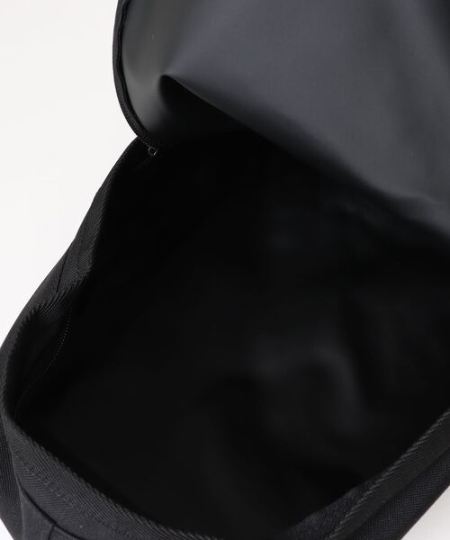 WILDERNESS EXPERIENCE（ウィルダネスエクスペリエンス）の「【WILDERNESS EXPERIENCE/ウィルダネスエクスペリエンス】 ARCH ALPHA/バックパック/ユニセックス/20L/A4サイズ収納可能【WEB限定】（バックパック/リュック・レディース・ブラック/グリーン/ネイビー・フリー）」の6枚目の写真