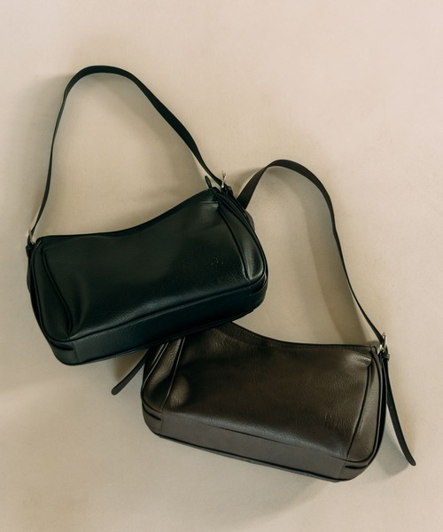 LURAKU】Synthetic leather shoulder bag / 合皮レザー