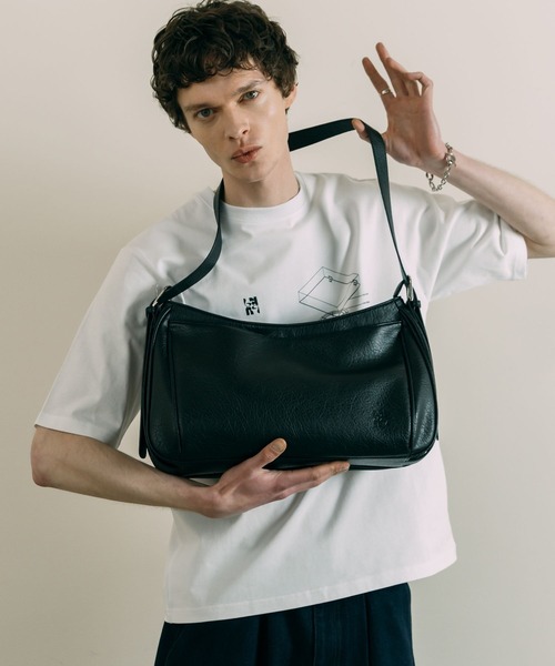 ファッションシーンで話題のこれから流行るブランド12選 shoulder leather LURAKU】Synthetic bag 合皮レザー / バッグ