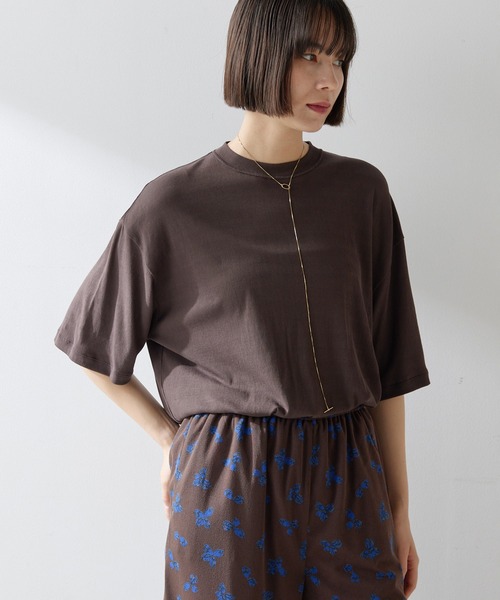 Whim Gazette(ウィムガゼット)の「シアービッグTシャツ(Tシャツ/カットソー・レディース・オフホワイト/ブラウン/ベビーピンク・FREE)」の4枚目の写真