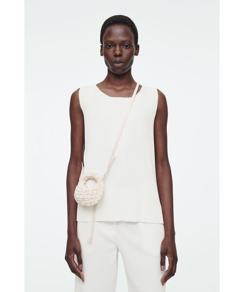 キルトナノクロスボディーバッグ（ショルダーバッグ）｜COS（コス）の