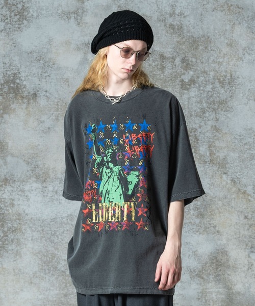 glamb(グラム)の「Liberty T-shirt / リバティTシャツ(Tシャツ/カットソー・メンズ・ブラック/ホワイト・S/M/L)」の6枚目の写真