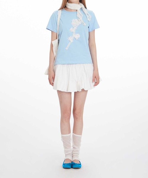 HOOK(フック)の「立体リボン花一輪デザインTシャツ (SS)(Tシャツ/カットソー・レディース・ブルー/ホワイト・MEDIUM/SMALL)」の8枚目の写真