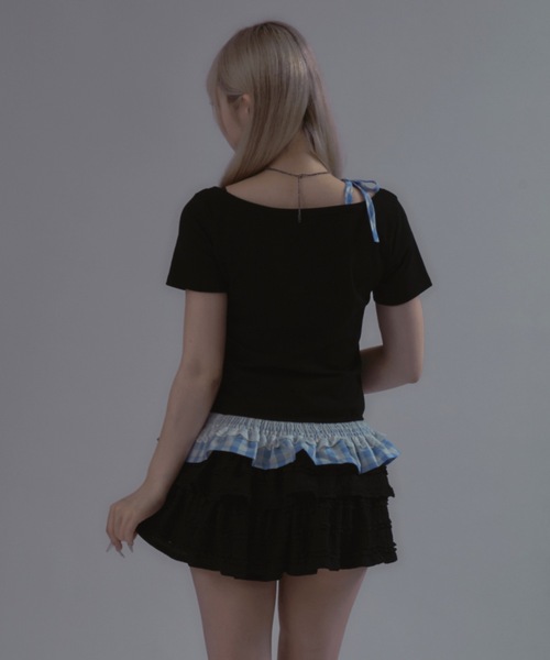tinkerend(ティンカーエンド)の「Shoulder Ribbon Striped Tops / ショルダーリボンストライプトップス(Tシャツ/カットソー・レディース・ブラック・FREE)」の5枚目の写真