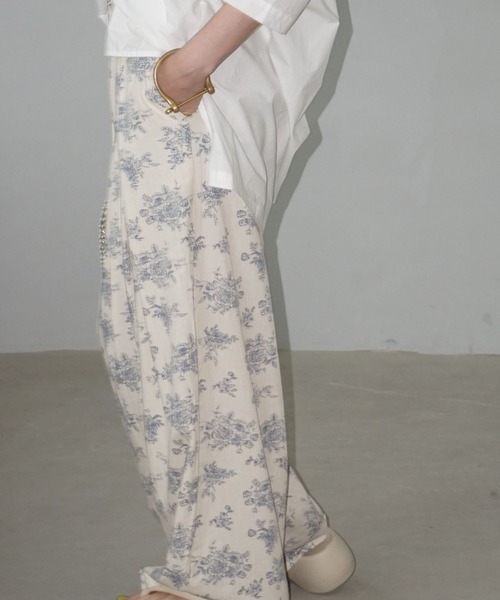chuclla（チュクラ）の「リネンブレンド ヴィンテージフラワーワイドスラックス chw25s065（その他パンツ・レディース・アイボリー・S/M/L）」の19枚目の写真