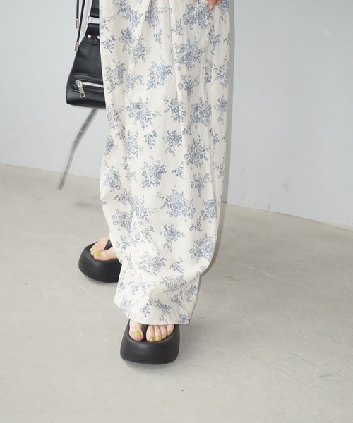 chuclla（チュクラ）の「リネンブレンド ヴィンテージフラワーワイドスラックス chw25s065（その他パンツ・レディース・アイボリー・S/M/L）」の10枚目の写真