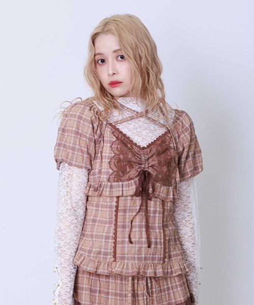 axes femme(アクシーズファム)の「ドロスト使コットンライクプルオーバー(シャツ/ブラウス・レディース・レッド/ホワイト/ベージュ・FREE)」の1枚目の写真