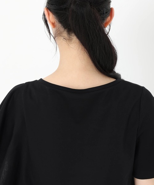 STRAWBERRY-FIELDS（ストロベリーフィールズ）の「ノーブルポンチ_アシンメトリーフリルカットソー（Tシャツ/カットソー・レディース・オフホワイト/ブラック・2）」の8枚目の写真