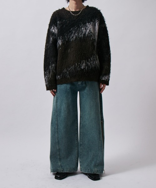 Lui's(ルイス)の「【Neucon/ニューコン】ワイドバギーサイドZIPフレアデニムパンツ(デニムパンツ・メンズ・インディゴブルー/ブラック・2/1)」の8枚目の写真