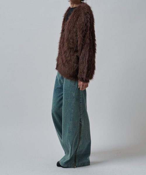 Lui's(ルイス)の「【Neucon/ニューコン】ワイドバギーサイドZIPフレアデニムパンツ(デニムパンツ・メンズ・インディゴブルー/ブラック・2/1)」の6枚目の写真