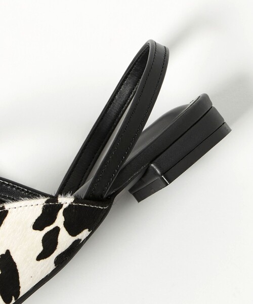 BEAUTY&YOUTH UNITED ARROWS（ビューティーアンドユースユナイテッドアローズ）の「ヘアー×レザー コンビ フラットシューズ（サンダル・レディース・ブラック/ダークブラウン・36h/36/37h/37）」の3枚目の写真