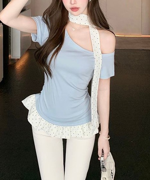 Nia(ニア)の「Nia(ニア)/【タイ付き】バイカラー 半袖 ドット柄ワンショルダーTシャツ(Tシャツ/カットソー・レディース・ブルー/ブラック/イエロー・SMALL/MEDIUM)」の1枚目の写真