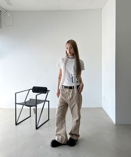 4INT.(フォイント)の「ナンバリング プリント 半袖 クロップド Tシャツ(Tシャツ/カットソー・レディース・グレー/ホワイト/ネイビー・FREE)」の5枚目の写真