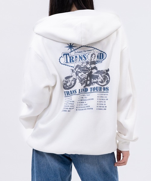 JOHN'S CLOSET(ジョンズクローゼット)の「【a】〔Trans Land〕ツアーモチーフ バイクガール フルジップパーカー(パーカー・メンズ・アッシュグレー/ブラック/ホワイト・MEDIUM/LARGE)」の1枚目の写真
