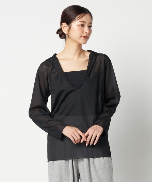 HELIOPOLE(エリオポール)の「SHEER HOODIE PULLOVER(Tシャツ/カットソー・レディース・ライトグレー/ブラック・38)」の2枚目の写真