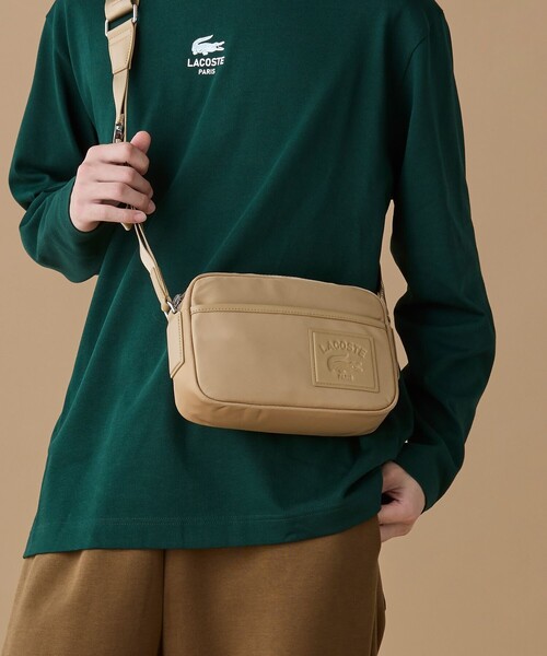 LACOSTE（ラコステ）の「ラコステクラシックス ナイロンミニレポーターバッグ（ショルダーバッグ・メンズ・ブラック/タン・FREE）」の17枚目の写真