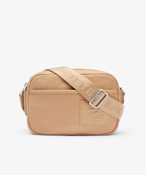 LACOSTE（ラコステ）の「ラコステクラシックス ナイロンミニレポーターバッグ（ショルダーバッグ・メンズ・ブラック/タン・FREE）」の5枚目の写真