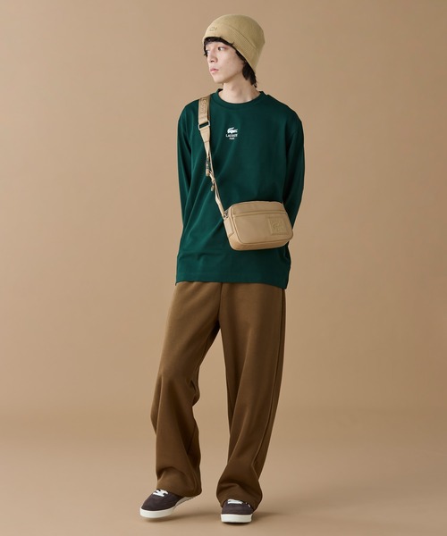 LACOSTE（ラコステ）の「ラコステクラシックス ナイロンミニレポーターバッグ（ショルダーバッグ・メンズ・ブラック/タン・FREE）」の4枚目の写真