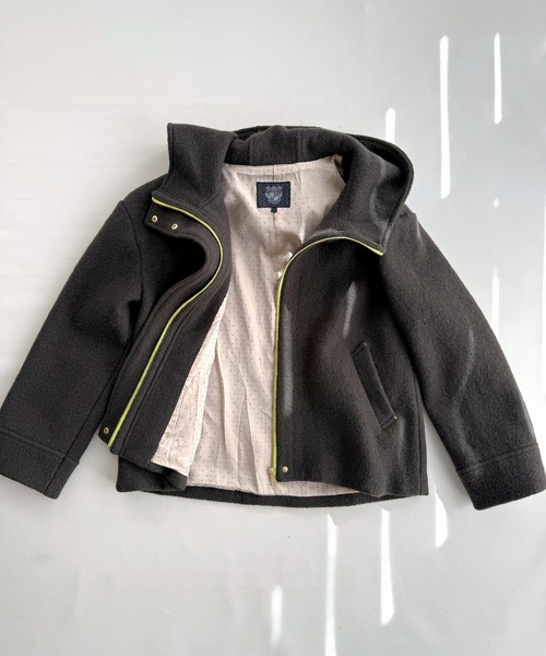 Q（キュー）の「フーディーショートコート（その他アウター・レディース・オリーブ/バーガンディー/ベージュ/ブラック・MEDIUM）」の3枚目の写真