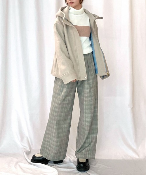 Q（キュー）の「フーディーショートコート（その他アウター・レディース・オリーブ/バーガンディー/ベージュ/ブラック・MEDIUM）」の6枚目の写真