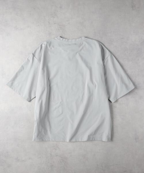 Right-on(ライトオン)の「PLUS ONE(プラスワン)【メンズ】裾ワンポイントロゴ半袖Tシャツ(Tシャツ/カットソー・メンズ・ブラック/ホワイト/ライトグレー/グリーン・L/XL/M)」の20枚目の写真