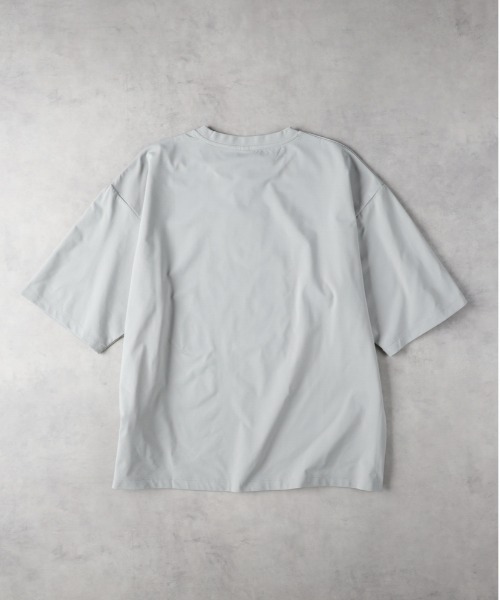 Right-on（ライトオン）の「【PLUS ONE】裾ワンポイントロゴ半袖Ｔシャツ（Tシャツ/カットソー・メンズ・ブラック/ホワイト/ライトグレー/グリーン・L/XL/M）」の5枚目の写真