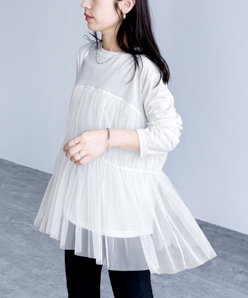 reca(レカ)の「チュールバルーンスリーブTシャツ(Tシャツ/カットソー・レディース・オフホワイト/ブラック/ブラウン/ピンク・M-L)」の6枚目の写真