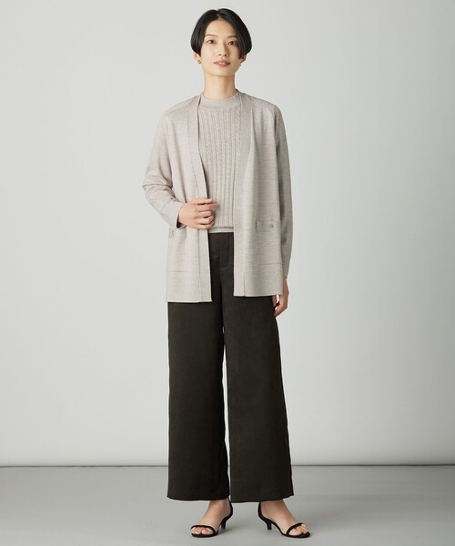 J.PRESS(ジェイプレス)の「KNIT BASIC クルーネック ニット(ニット/セーター・レディース・ダークブラウン系/ネイビー系/ベージュ系/オレンジ系/パイングリーン系・LARGE/MEDIUM)」の19枚目の写真