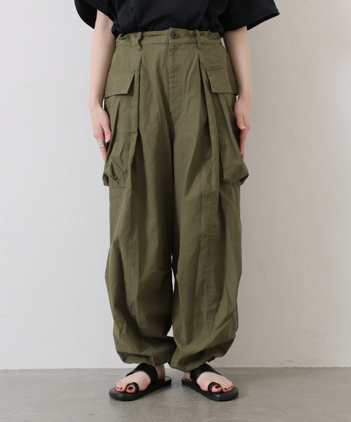 JOURNAL STANDARD LUXE（ジャーナルスタンダード　ラックス）の「《追加》ミリタリークロス カーゴパンツ（カーゴパンツ・レディース・ブラック/カーキ・FREE）」の14枚目の写真