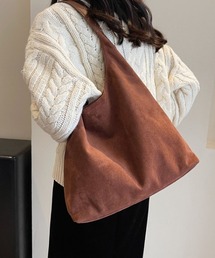 SHEPP（シープ）の「【25年秋冬新作】フェイクスエード ショルダーバッグ / インポーチ付き（ショルダーバッグ・メンズ）」