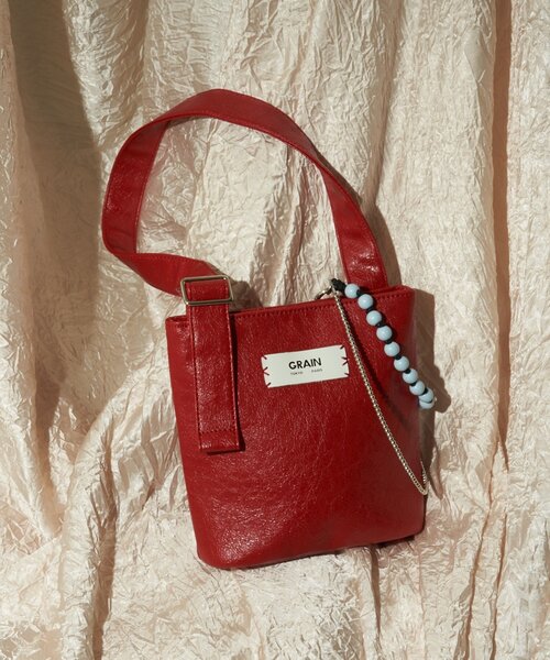 GRAIN/グレイン】ビーズチャーム付きベルトバッグ（トートバッグ