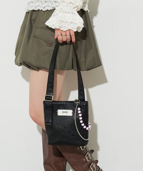 GRAIN(グレイン)の「【GRAIN/グレイン】ビーズチャーム付きベルトバッグ(トートバッグ・レディース・ブラック/レッド/サックスブルー・FREE)」の17枚目の写真