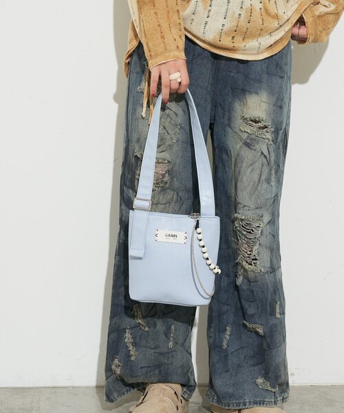 GRAIN(グレイン)の「【GRAIN/グレイン】ビーズチャーム付きベルトバッグ(トートバッグ・レディース・ブラック/レッド/サックスブルー・FREE)」の6枚目の写真