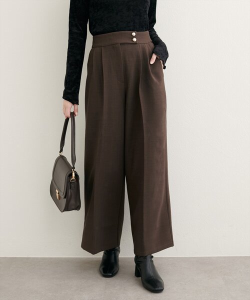 natural couture（ナチュラルクチュール）の「【WEB限定】金釦タックワイドパンツ（その他パンツ・レディース・ブラウン/ベージュ/ブラック/オフホワイト・FREE）」の3枚目の写真