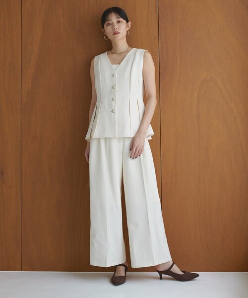 natural couture（ナチュラルクチュール）の「【WEB限定】金釦タックワイドパンツ（その他パンツ・レディース・ブラウン/ベージュ/ブラック/オフホワイト・FREE）」の9枚目の写真