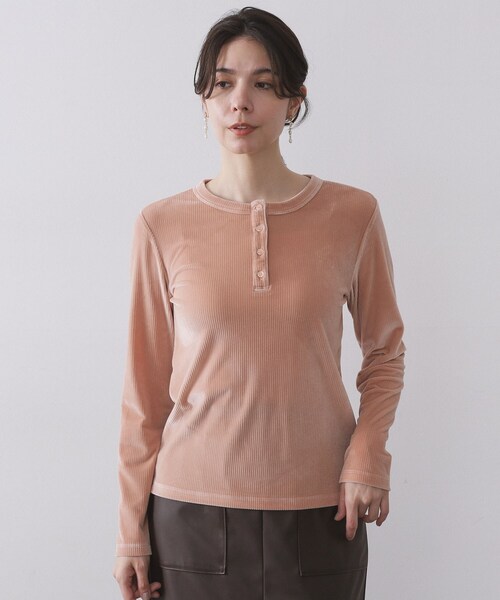 OPAQUE.CLIP（オペークドットクリップ）の「ベロアタッチリブトップス【洗濯機OK】（Tシャツ/カットソー・レディース・オフホワイト/ベビーピンク/チャコールグレー・42/38/40）」の7枚目の写真