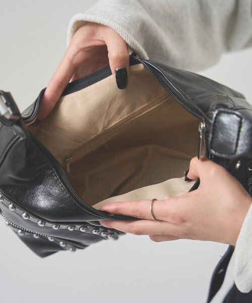 WHO'S WHO gallery（フーズフーギャラリー）の「STUDDED BELT SHOULDER BAG（ショルダーバッグ・レディース・ブラック/ブラウン・FREE）」の11枚目の写真