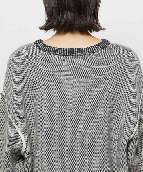 niko and...(ニコアンド)の「カシミリーレタリングニットプルオーバー(ニット/セーター・レディース・アイボリー/ブルー/ブラウン/チャコール・MEDIUM/LARGE)」の12枚目の写真