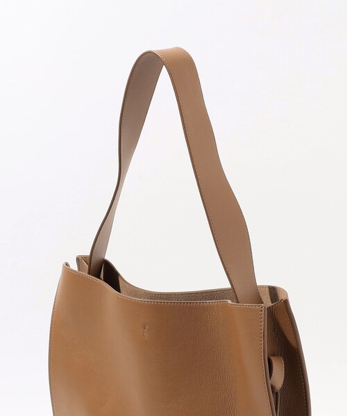 TOMORROWLAND （トゥモローランド）の「MIUUR KOTA L ショルダーバッグ（ショルダーバッグ・レディース・ボルドー/キャメル・FREE）」の7枚目の写真