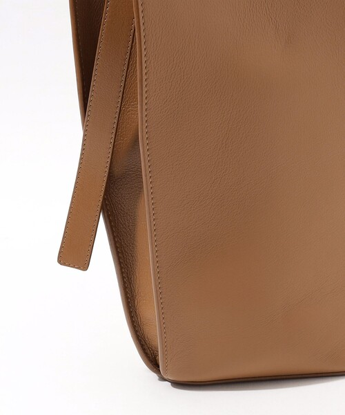 TOMORROWLAND （トゥモローランド）の「MIUUR KOTA L ショルダーバッグ（ショルダーバッグ・レディース・ボルドー/キャメル・FREE）」の8枚目の写真