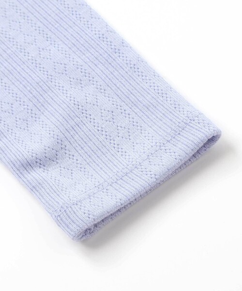 BeBe（ベベ）の「針抜きローズ刺しゅう長袖Tシャツ(80~100cm)（その他ベビーウェア・キッズ・ブルー/オフホワイト・90cm/100cm/80ｃｍ）」の4枚目の写真